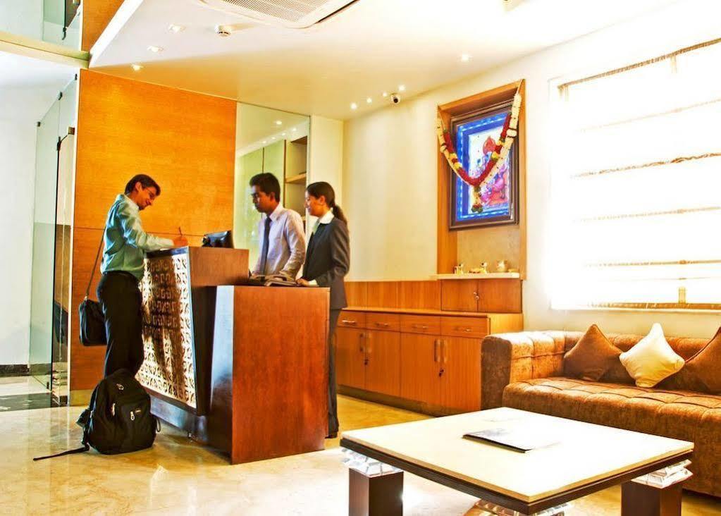 Green Leaves Hotel Hyderabad Exterior foto